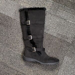 Toakes black boots 